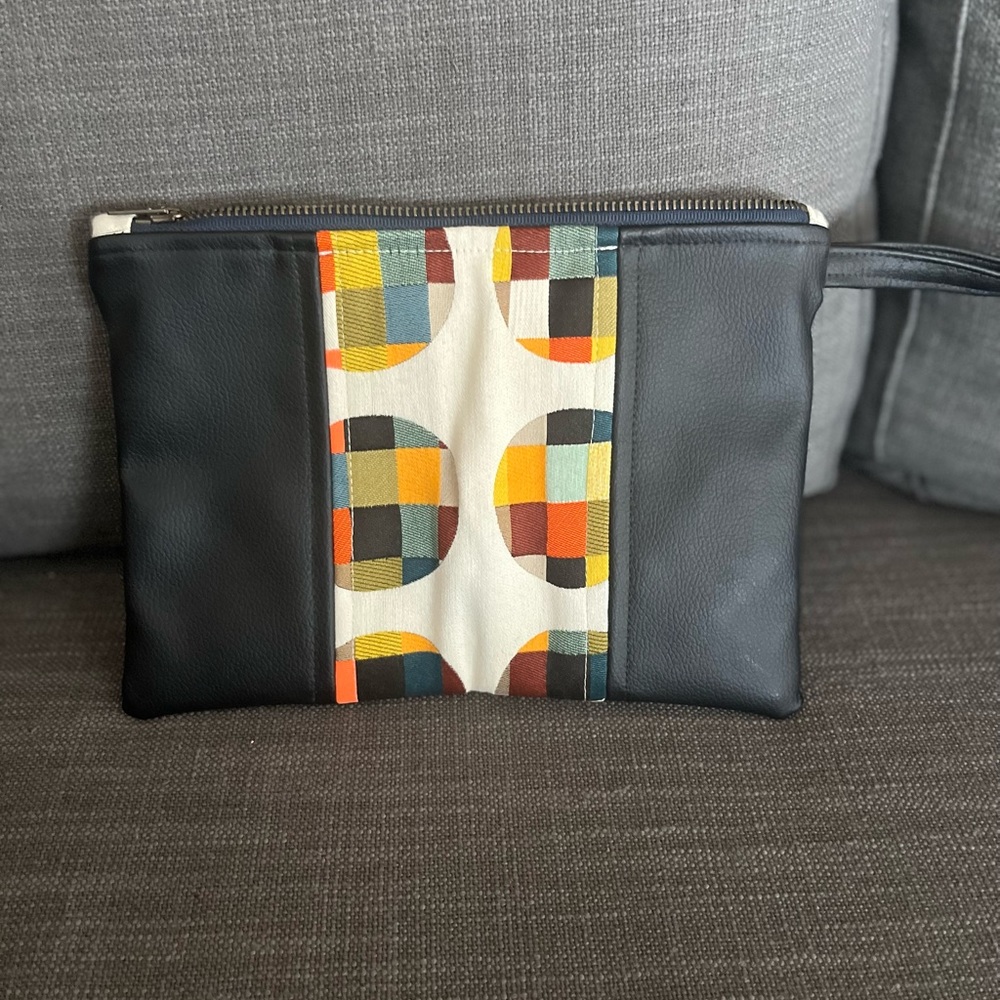 Gift of Hope Boutique Wristlet
